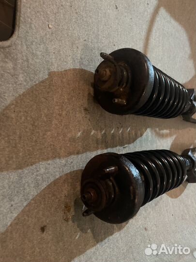 Стойки передние honda cr-v 1 (цена за пару)