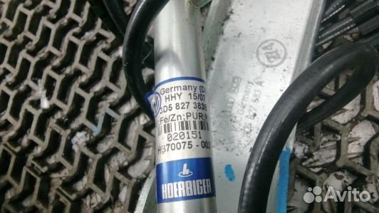 Петля крышки багажника volkswagen phaeton 1 (1UK08