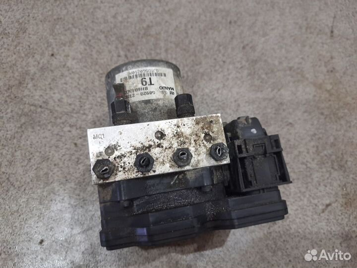 Блок ABS тормозной системы для KIA Optima 3 TF