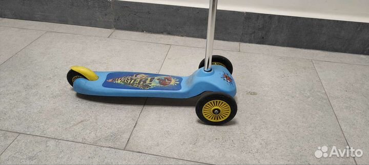 Самокат детский трехколесный