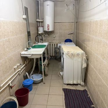 Комната 13 м² в 1-к., 2/5 эт.