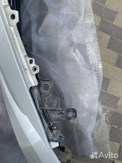 Передний бампер toyota camry 70