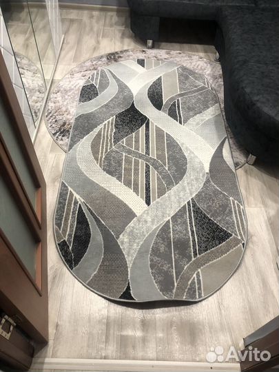 Овальный ковер