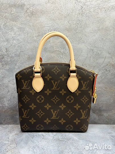 Сумка Louis Vuitton Lockit BB