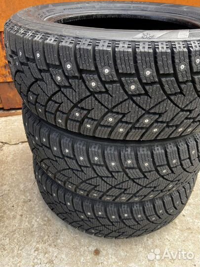 Delinte WD42 225/60 R17