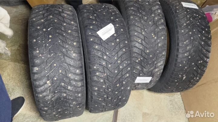 Nokian Tyres Hakkapeliitta 8 SUV 265/60 R18 114T