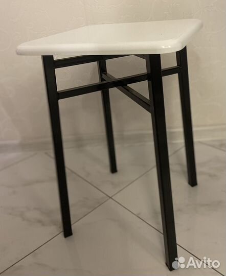 Табурет складной