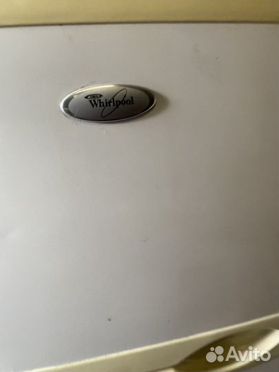 Холодильник whirlpool