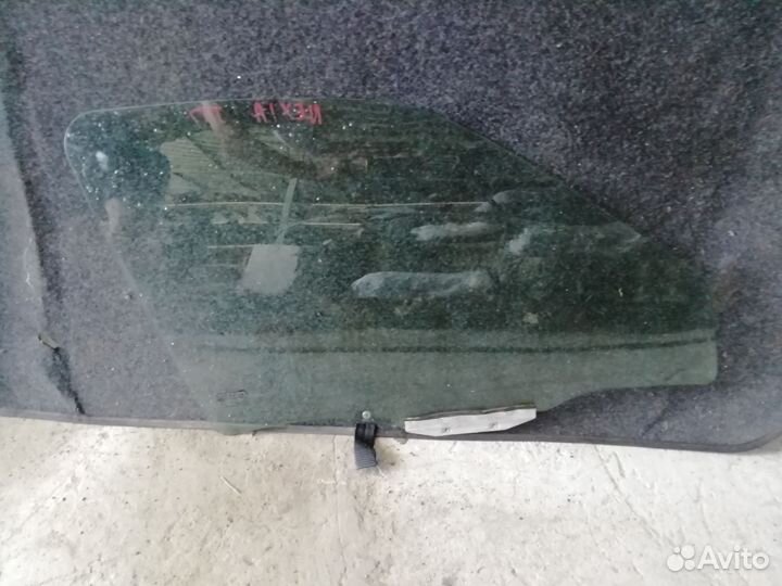Стекло передней правой двери Дэу Нексия
