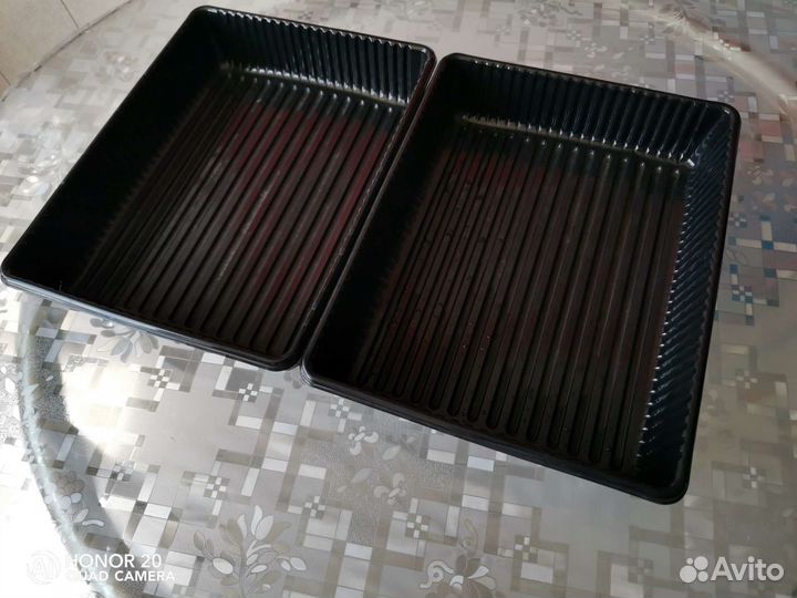 Кассеты и поддон под кассеты для рассады и фиалок