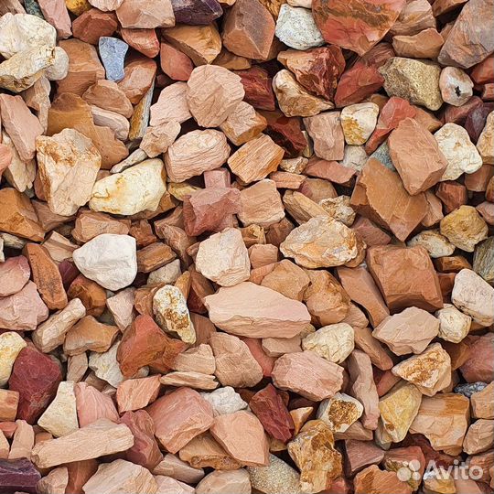 Каменная декоративная цветная крошка