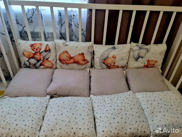 Комплект бортиков в кроватку