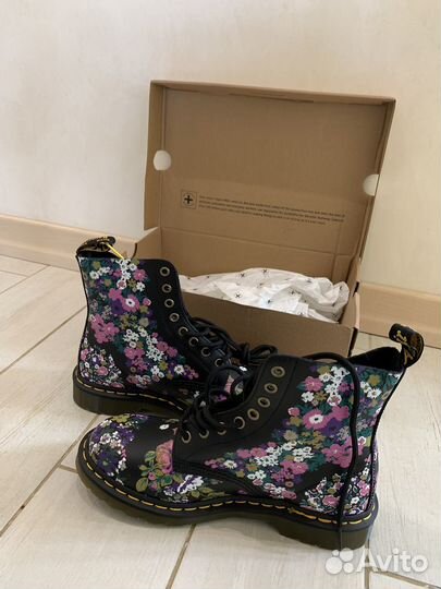 Ботинки Dr. Martens 1460 Pascal Vintage Floral