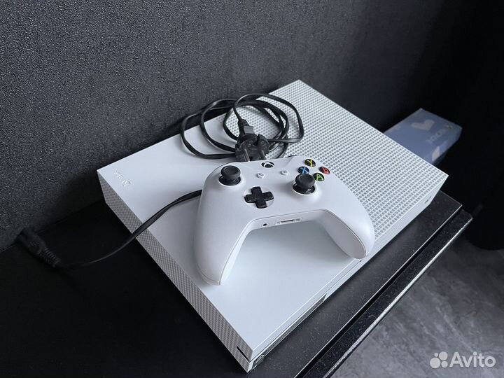 Xbox One S