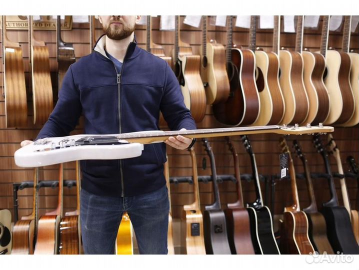 Stagg SBJ-30 WHB - бас-гитара цвет белый