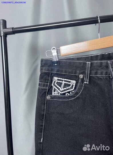 Штаны True Religion на руках (Арт.35243)
