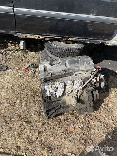 Двигатель на Мерседес m111 1.8