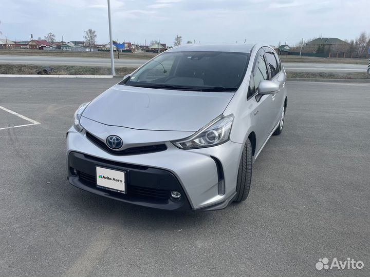 Toyota Prius Alpha 1.8 CVT, 2018, 45 000 км