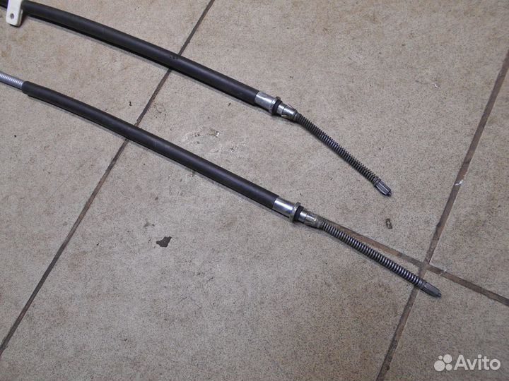 Трос стояночного тормоза Ford Fiesta 89-95 г.в