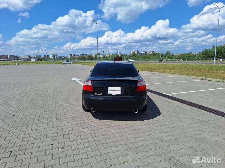 Audi A4 1.8 МТ, 2004, 336 600 км