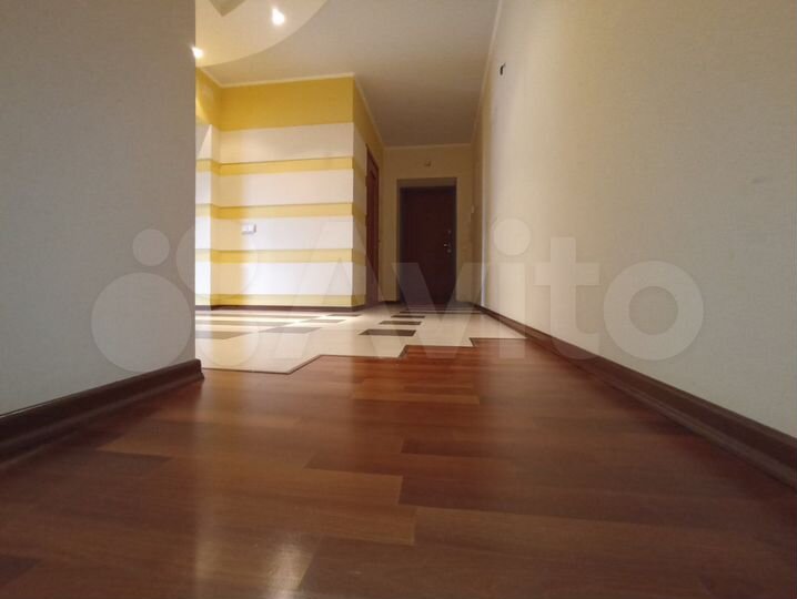 3-к. квартира, 107,5 м², 11/14 эт.