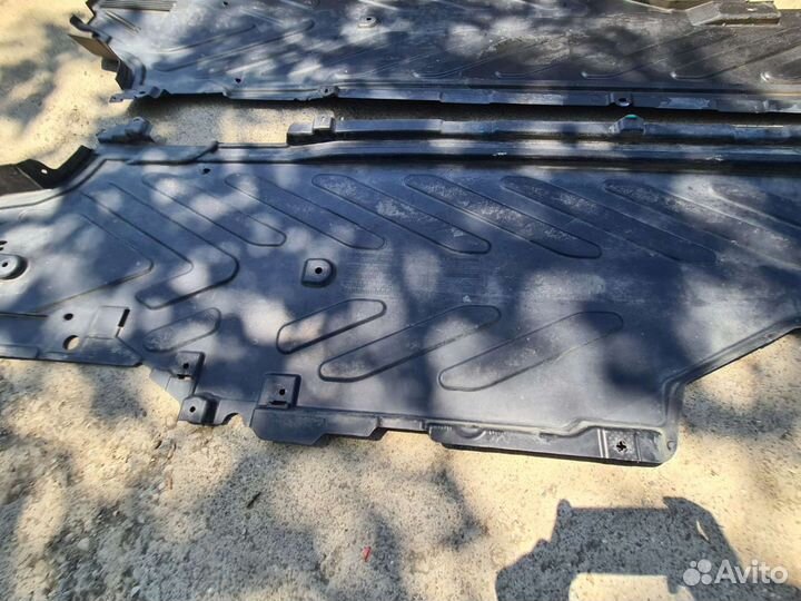 Защита днища Mercedes W205