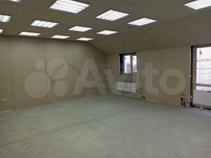 Продается коммерческая, 61.6 кв.м., 10/10 эт