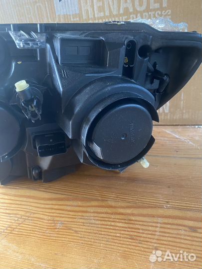 Фара правая Nissan Terrano 3 D10