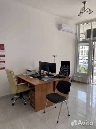 Сдам в аренду место в офисе
