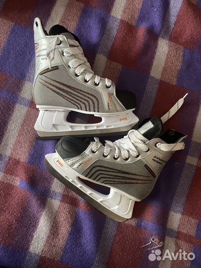 Коньки на мальчика 39 размер