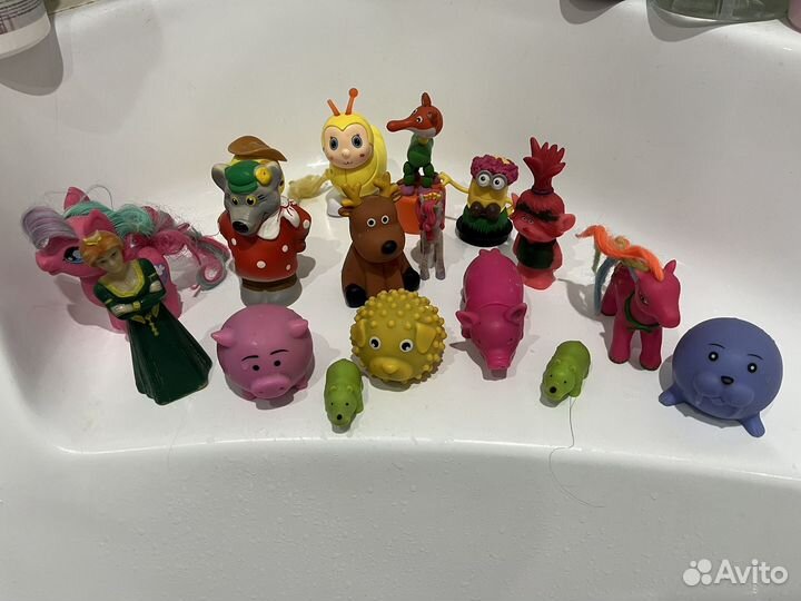 Игрушки для купания в ванной