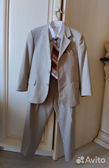 Классический костюм для мальчика 116-122