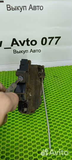 Замок двери передний правый Geely Emgrand EC7