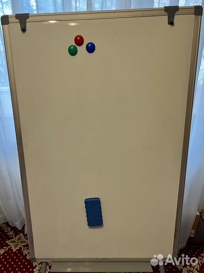 Доска-флипчарт на треноге Attomex 90х60 см