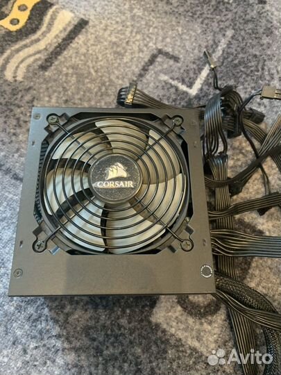 Corsair tx 750 m gold