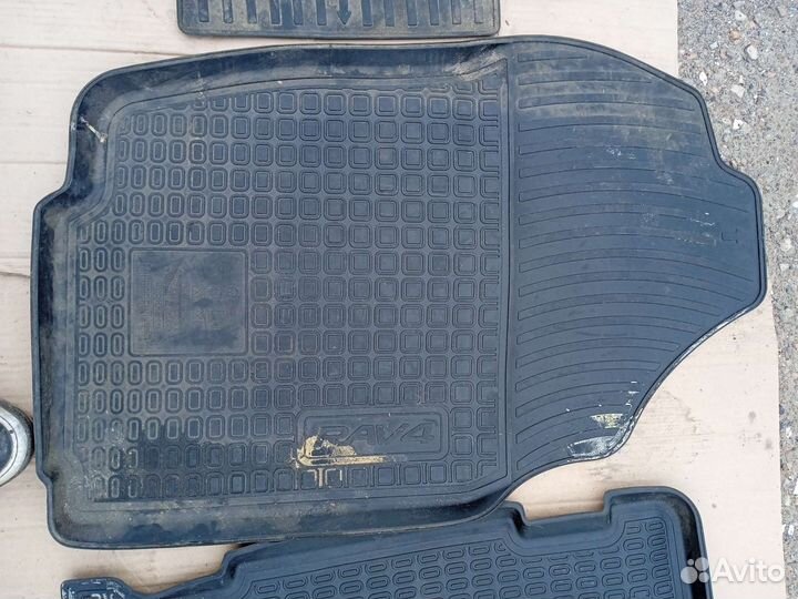 Резиновый коврик