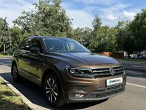 Volkswagen Tiguan 2.0 AMT, 2019, 129 000 км, с пробегом, цена 2 790 000 руб.