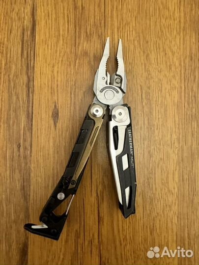 Мультитул leatherman mut