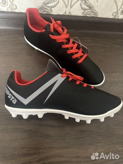 Футбольные бутсы kipsta 43 новые
