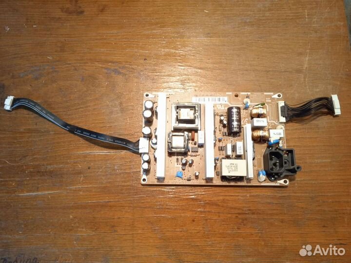 Блок питания Samsung LE32C454E3W, LE32C454E3wxru