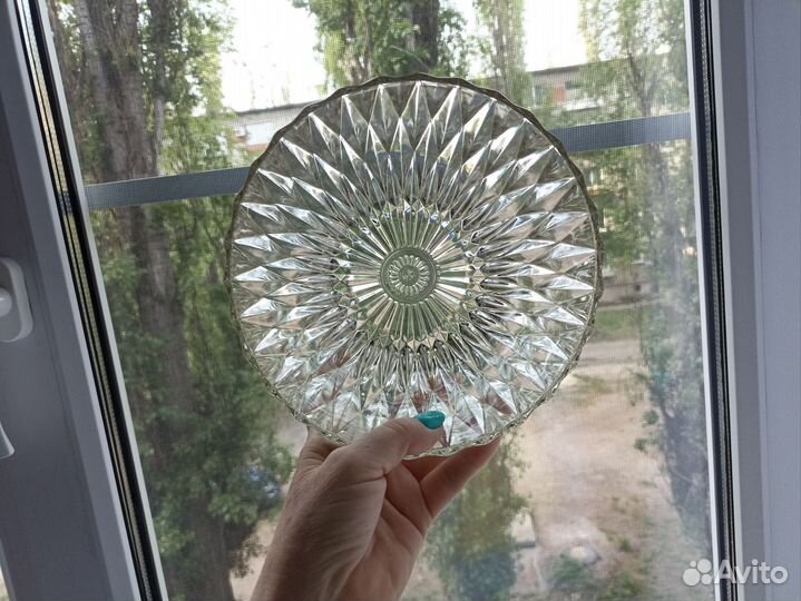 Штофы и графины СССР, блюдо хрустальное, стаканы