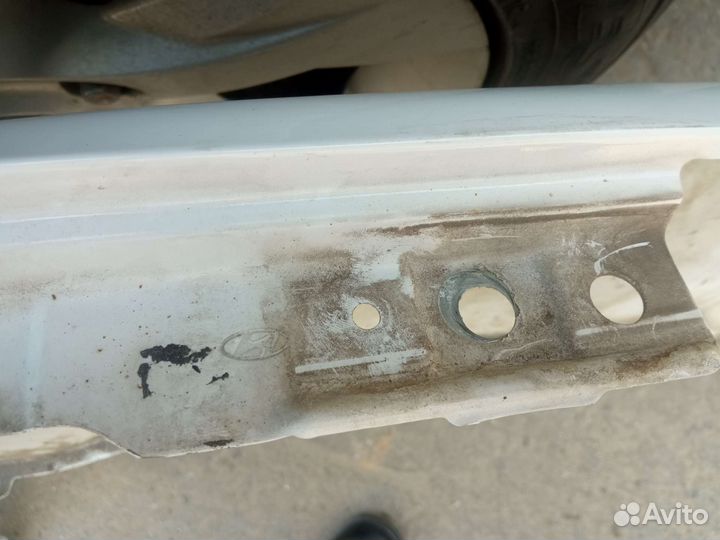 Крыло левое i40