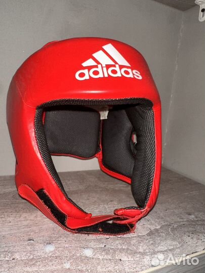 Боксерский шлем adidas