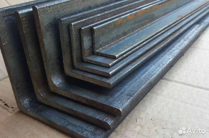 Уголок стальной