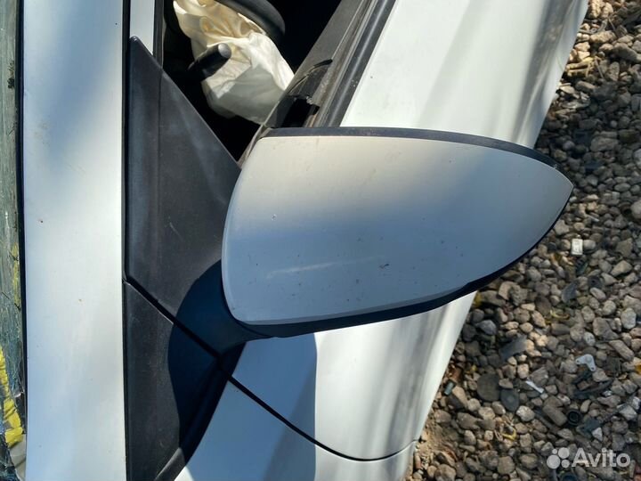 Зеркало левое Hyundai Solaris 2