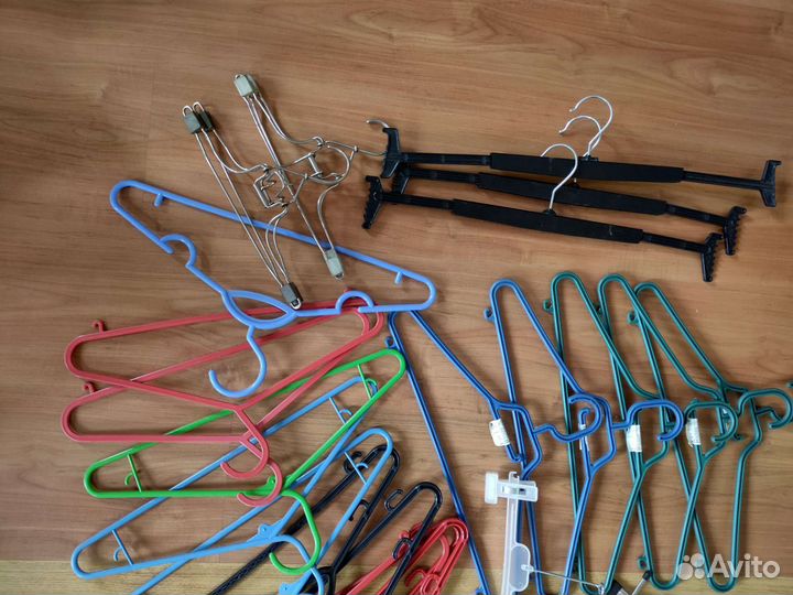 Вешалки плечики
