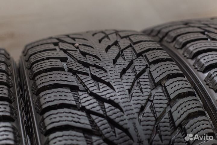 Nokian Tyres Hakkapeliitta R3 SUV 215/55 R18 99R