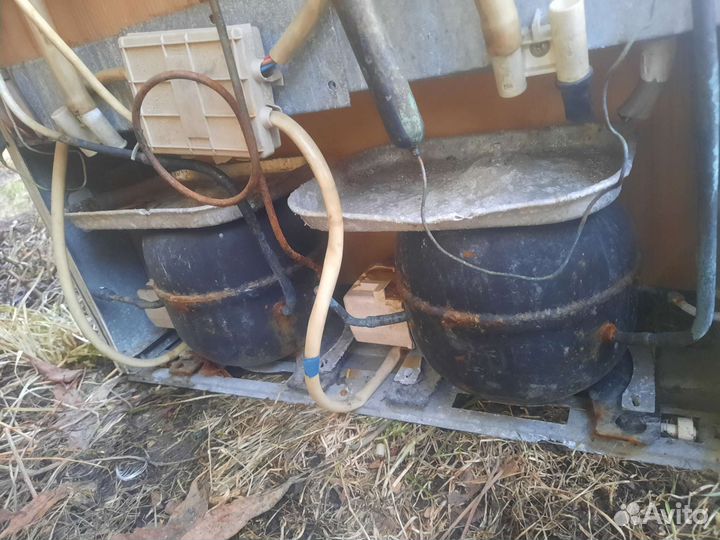 Компрессор холодильника стинол