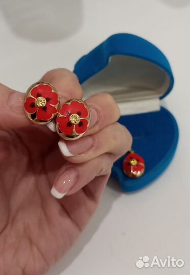 Серьги и подвеска