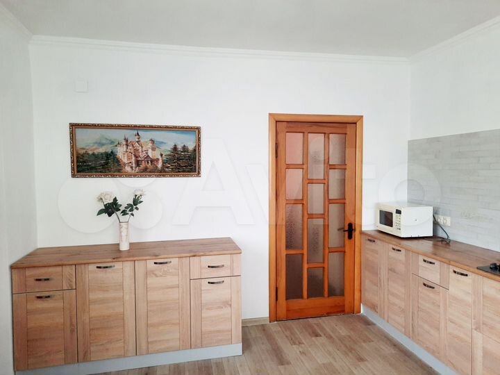 1-к. квартира, 50 м², 1/3 эт.
